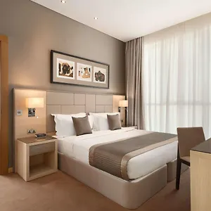 Hotel Tryp By Wyndham Center Abu Dhabi